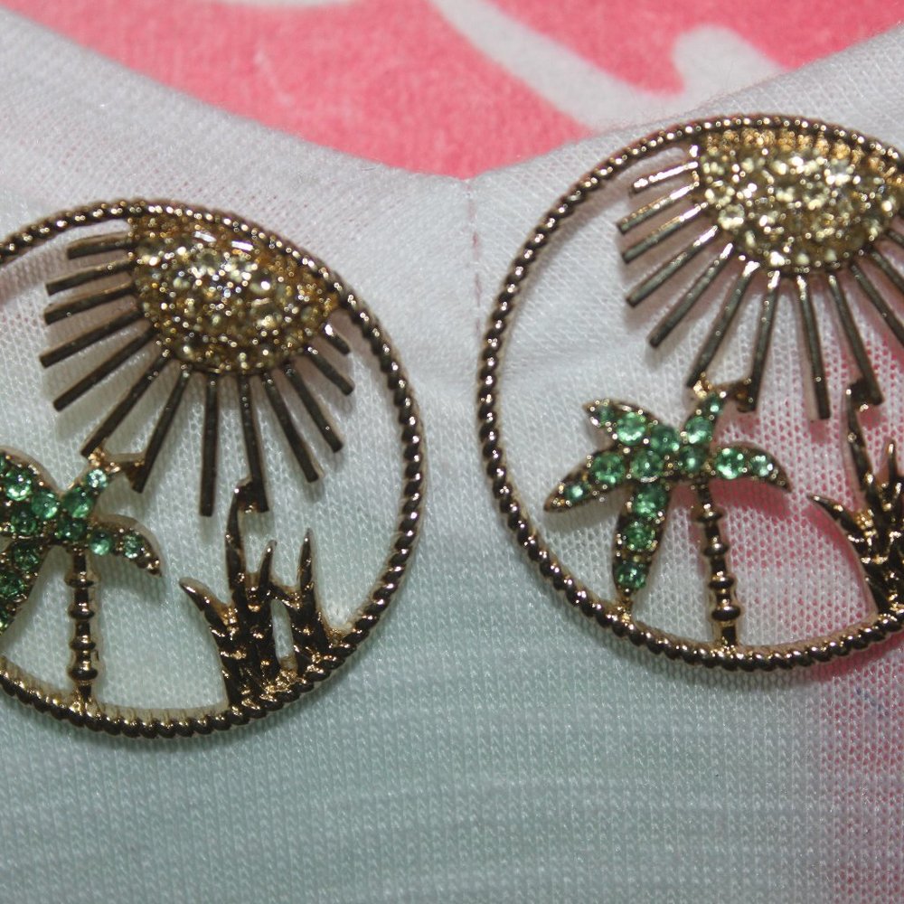 Nwt: Circle Sun & Palm Tree Earrings
